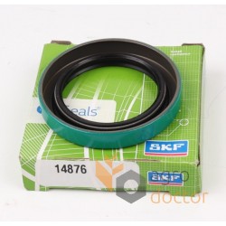 Oil seal AH81622 suitable for John Deere [SKF]