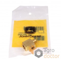 T19158 John Deere turbocharger hydraulic hose tee