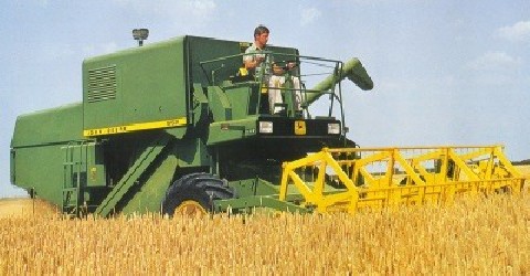 Combine harvester JOHN DEERE 940–955